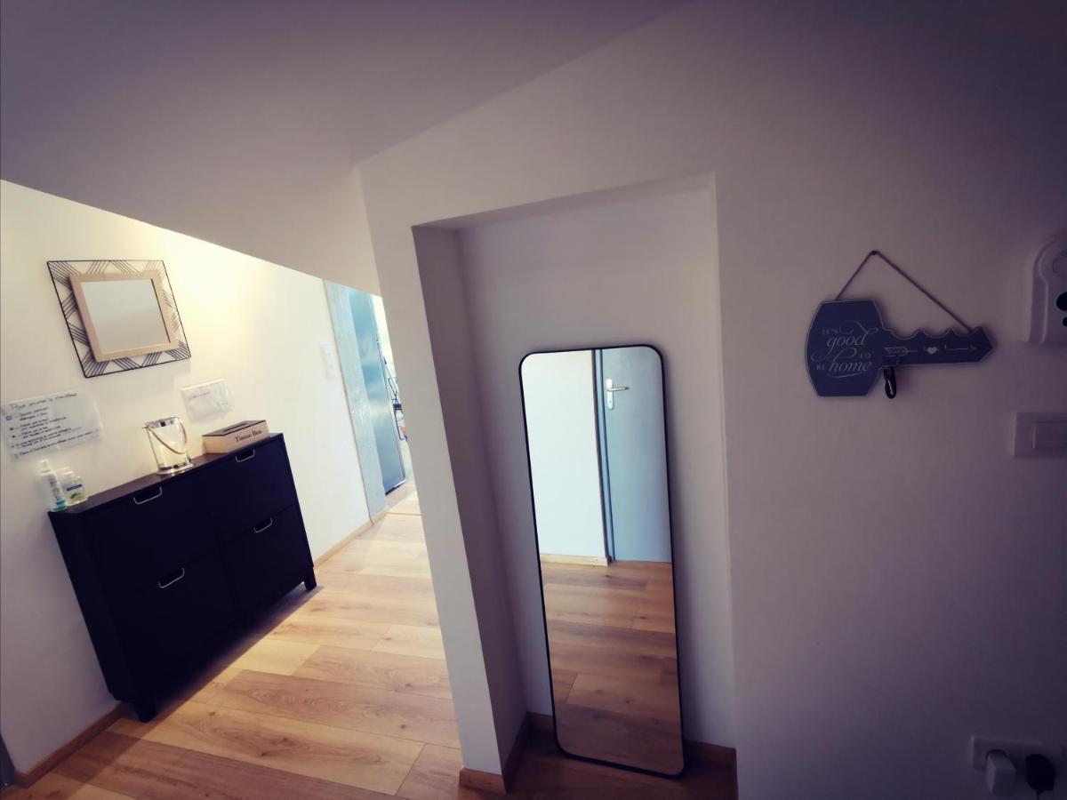 Cosy Chic Apartment เอสชไตน์ ภายนอก รูปภาพ